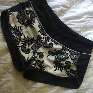 Lululemon speed shorts